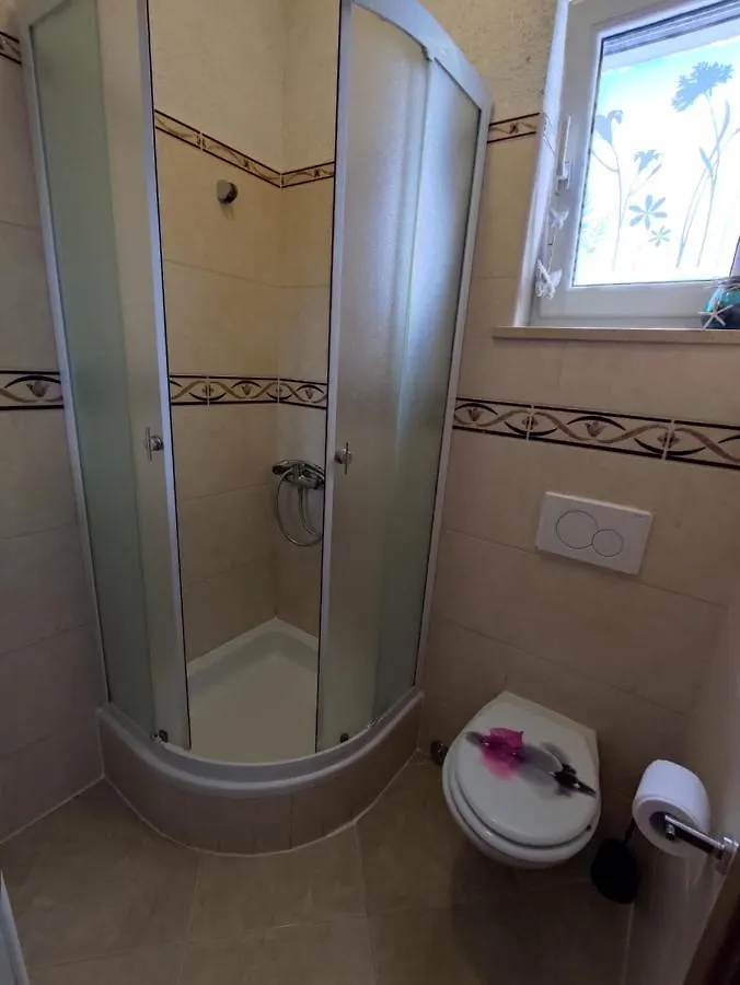 Three Lions Apartment Pula Croatia