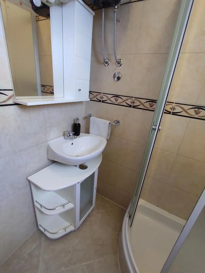 Three Lions Apartment Pula