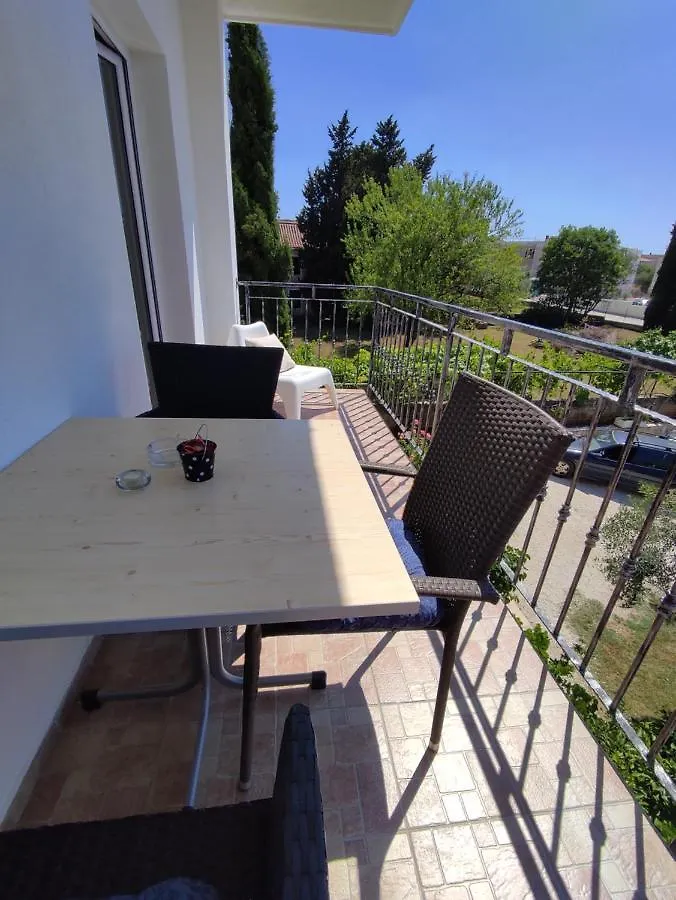 Three Lions Apartment Pula Croatia